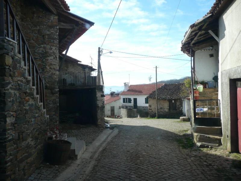 Casa Da Fonte Em Prada, Vinhais Εξωτερικό φωτογραφία